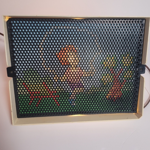 Vintage 1967 Hasboro Lite Brite - Picture 12 of 12